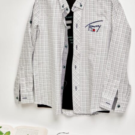 توينز كاروهات Tommy